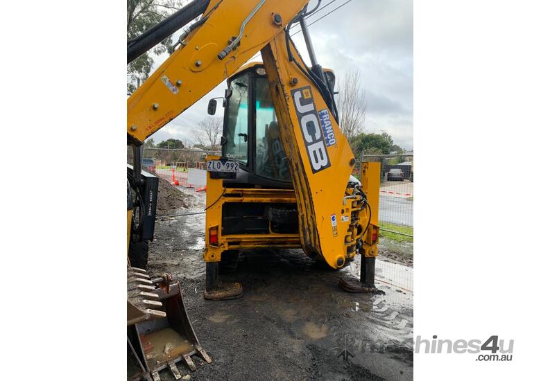 Used 2013 jcb JCB 3CX Backhoe in , Listed on Machines4u