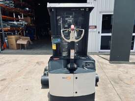 Crown Walkie Reach Truck - picture1' - Click to enlarge