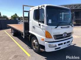 2006 Hino GD1J Traytop Day Cab - picture0' - Click to enlarge