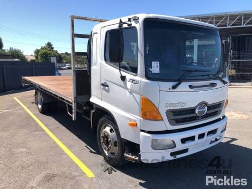 2006 Hino GD1J Traytop Day Cab