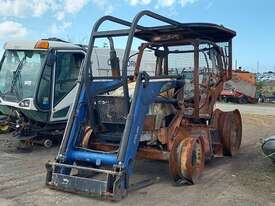 New Holland Plus - picture2' - Click to enlarge