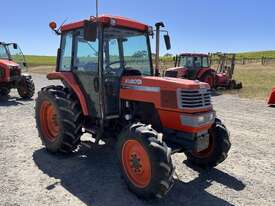 Used Kubota M8200 Tractor - picture0' - Click to enlarge