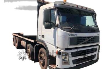 Volvo   FM MK2 8x4 Cab Chassis