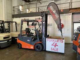 TOYOTA 8FBN25 S/N 16273 2015 MODEL BATTERY ELECTRIC FORKLIFT 4000 MM 2 STAGE MAST ** LOCATED IN STRA - picture0' - Click to enlarge