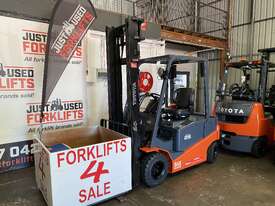 TOYOTA 8FBN25 S/N 16273 2015 MODEL BATTERY ELECTRIC FORKLIFT 4000 MM 2 STAGE MAST ** LOCATED IN STRA - picture2' - Click to enlarge