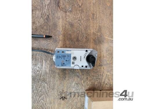 Siemens Damper Actuator x 5