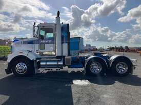 2007 Kenworth T404 SAR Prime Mover Day Cab - picture2' - Click to enlarge
