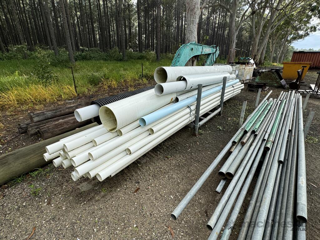 Used PVC Poly Pipe Irrigation Pipe in Stafford, QLD