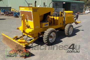 (7493) Wenco 300 Trencher (Carisbrook, VIC)