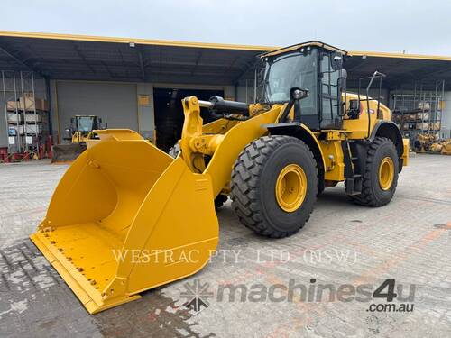 caption CAT 972MXE Wheel Loaders integrated Toolcarriers
