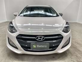 2015 Hyundai i30 Active Diesel - picture1' - Click to enlarge