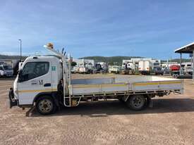 2014 Mitsubishi Fuso Canter 515 Table Top (Day Cab) - picture2' - Click to enlarge