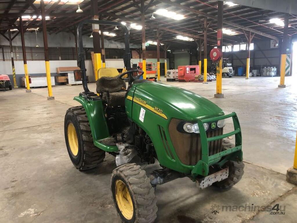 Used 2015 John Deere 3520 4WD Tractors 0-79hp in , - Listed on Machines4u