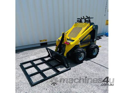 caption Leveller / Spreader Bar (Levelling Bar) for Mini Loader - Dingo, Toro, Vermeer, Boxer & Viking