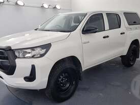 Toyota Hilux GUN - picture0' - Click to enlarge