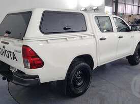 Toyota Hilux GUN - picture2' - Click to enlarge