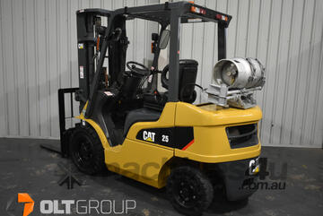 CAT GP25NT 2.5 Tonne LPG Forklift with Sideshift & Fork Positioner 2204 Low Hours Container Mast