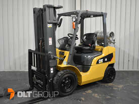 CAT GP25NT 2.5 Tonne LPG Forklift with Sideshift & Fork Positioner 2204 Low Hours Container Mast - picture0' - Click to enlarge