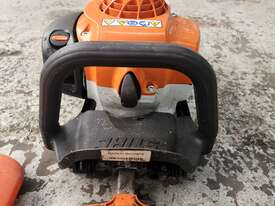 STIHL HS 82R Hedge Trimmer - picture0' - Click to enlarge