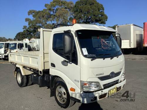 2014 Hino 300 616 Tipper