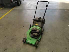 Victa 4 Stroke Mower - picture0' - Click to enlarge