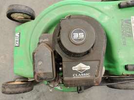 Victa 4 Stroke Mower - picture1' - Click to enlarge