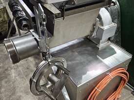 Meat Mincer Industrial  - picture0' - Click to enlarge