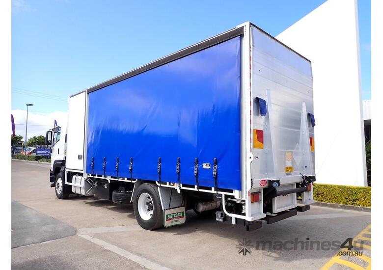 caption ISUZU FXD