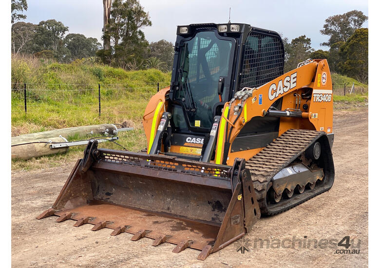 caption CASE TR340B Skid Steer Loader