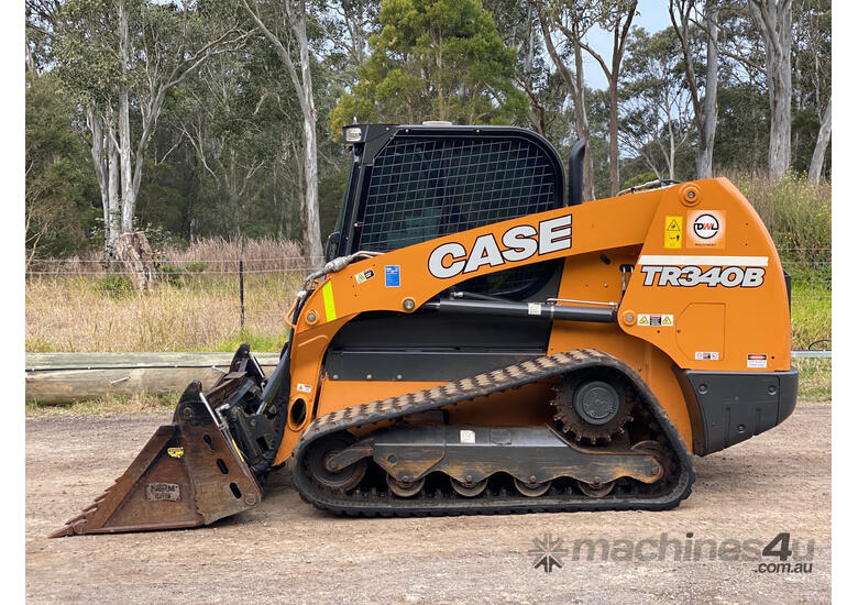 caption CASE TR340B Skid Steer Loader