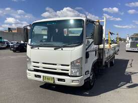 2015 Isuzu NPR 400 Table Top - picture1' - Click to enlarge