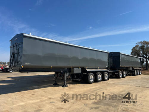 caption Tipper Trailer