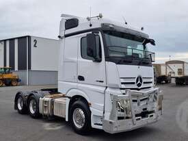 Mercedes-Benz Actros - picture0' - Click to enlarge