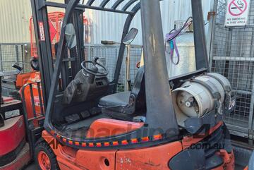 LINDE Forklift | 1.6 Ton | 6.5m Height | Side Shift included!