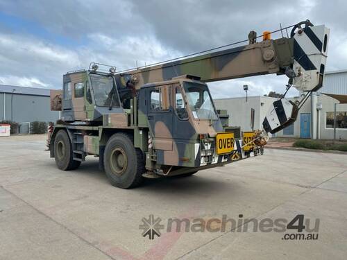 1988 Tadano AR200M Crane