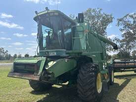 John Deere 9500 Harvester and 930 Front - picture0' - Click to enlarge