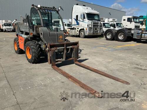 caption 2018 Ausa T204H Taurulift Telehandler