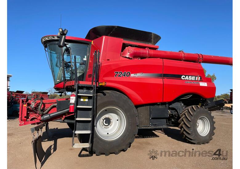 2017 CASE IH 7240 COMBINE & 2016 MACDON D65 40' DRAPER FRONT