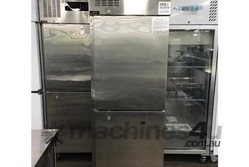 SUF500 TROPICAL Thermaster 2 x Half door SS Freezer