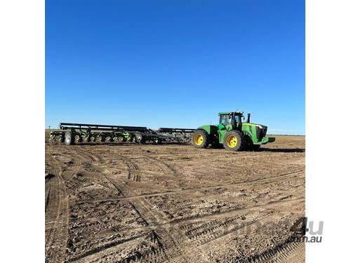 2015 BOSS AGRICULTURE 24 METRE PRECISION PLANTER 