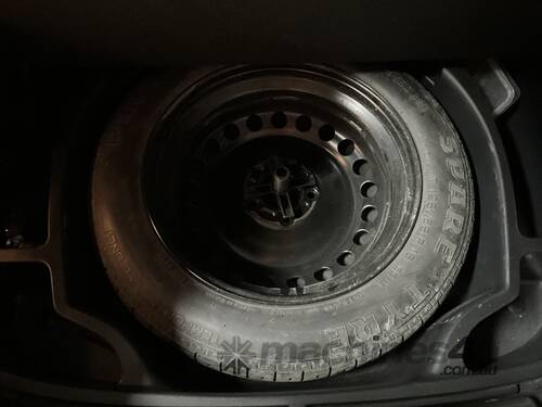 caption 2010 Volvo C30 T5 Petrol