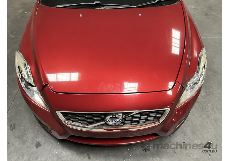 caption 2010 Volvo C30 T5 Petrol
