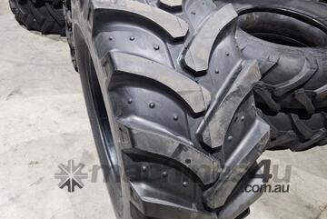 18-22.5 Tubeless Tyres R4