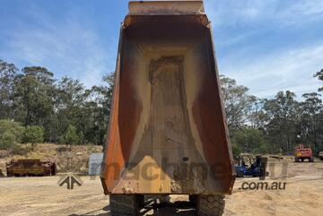 Volvo 2004   A40D 29