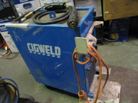 USED CIGWELD TRANSMIG 310 MIG WELDER. - picture1' - Click to enlarge