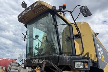 Caterpillar Claas Lexion 480 Combine Harvester