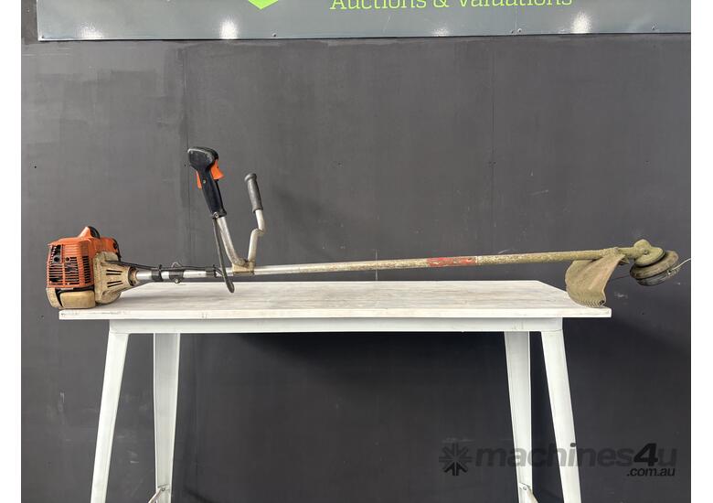 caption STIHL FS 250 Whipper Snipper (Ex-Council)