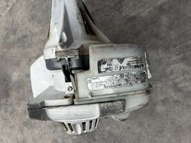 Stihl FS-131 Brush Cutter (Council Asset) - picture0' - Click to enlarge