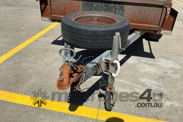 2016 West Coast Trailers Box Trailer