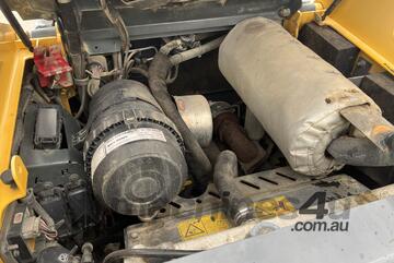 Gehl 2017   R220 Skid Steer Gehl 2017   R220 Skid Steer